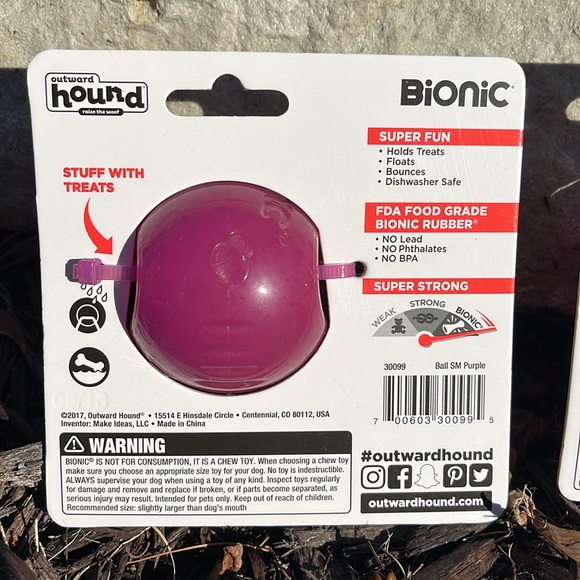 🆕 Dog Toy Ball 2 by Outward Hound - Picture 3 of 9